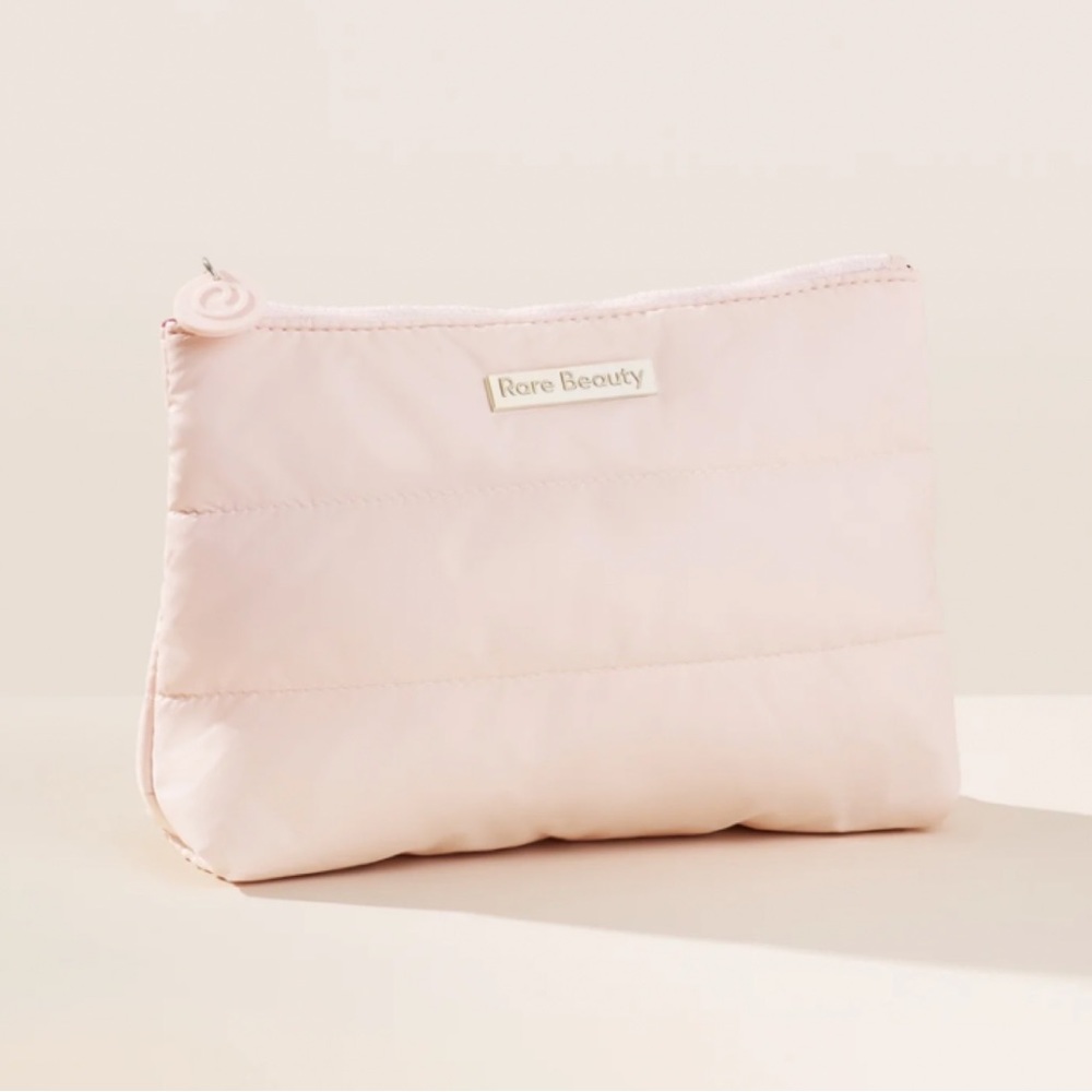 NEW✅Rare Beauty Puffy MakeUp Bag - Picture 1 of 3